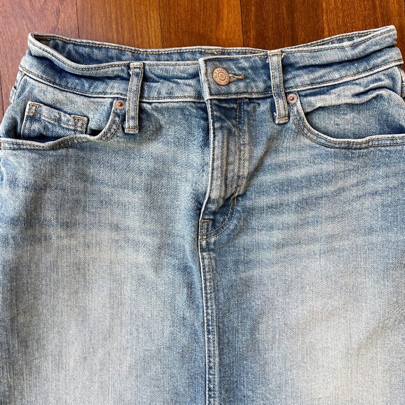Old Navy Sz 0 Blue Denim Raw Edge Skirt - Picture 3 of 6